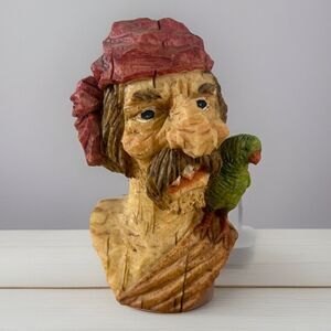 Pirate Sculpted W/ Parrot Vintage Resin Wood Appearance 5” Sea Wolf Shelf Sitter